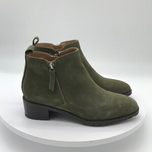 Blundo womens  Suede Ankle Boots size 9.5 wide